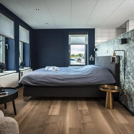 Heeren Aan De Haven Hotel