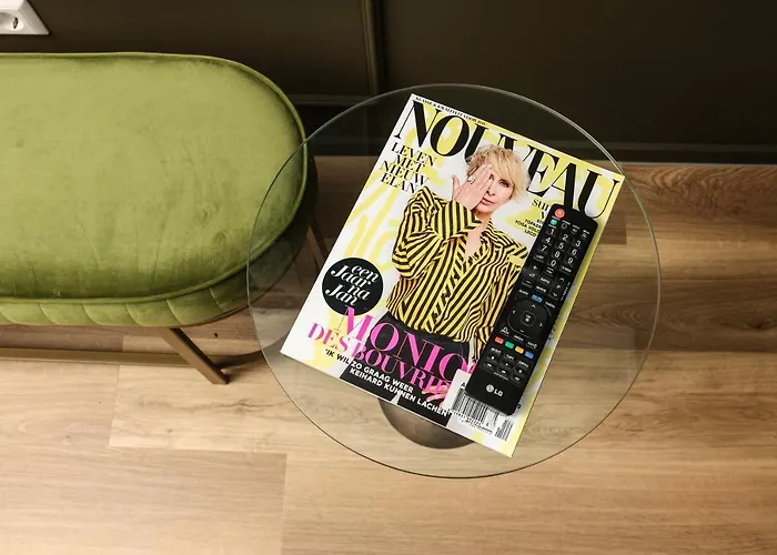 Отель Heeren Aan De Haven *